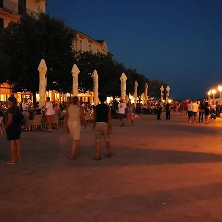Vozab * Pag Town