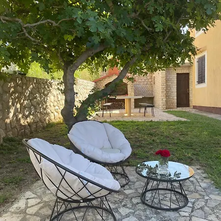 Apartment Vozab *